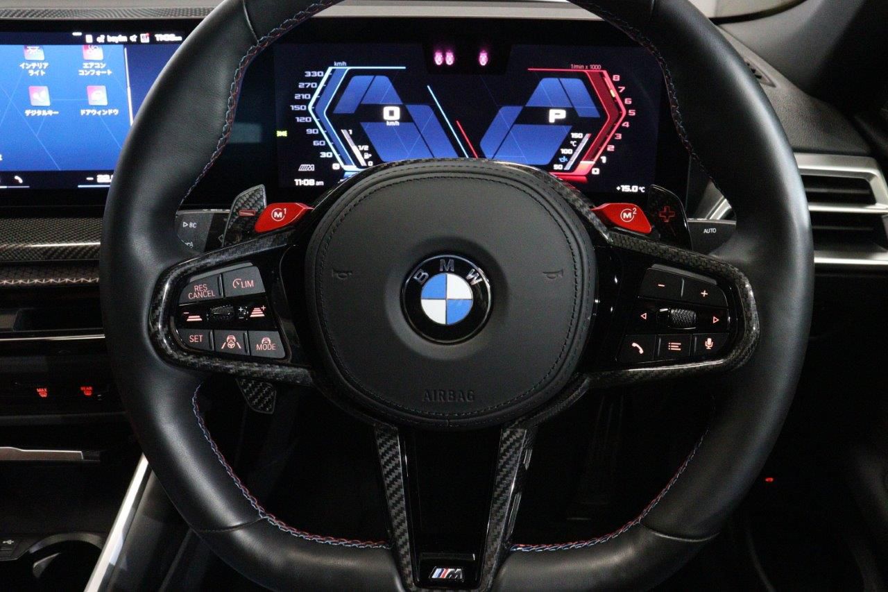 G*** M* C********** M x***** C********** RHD