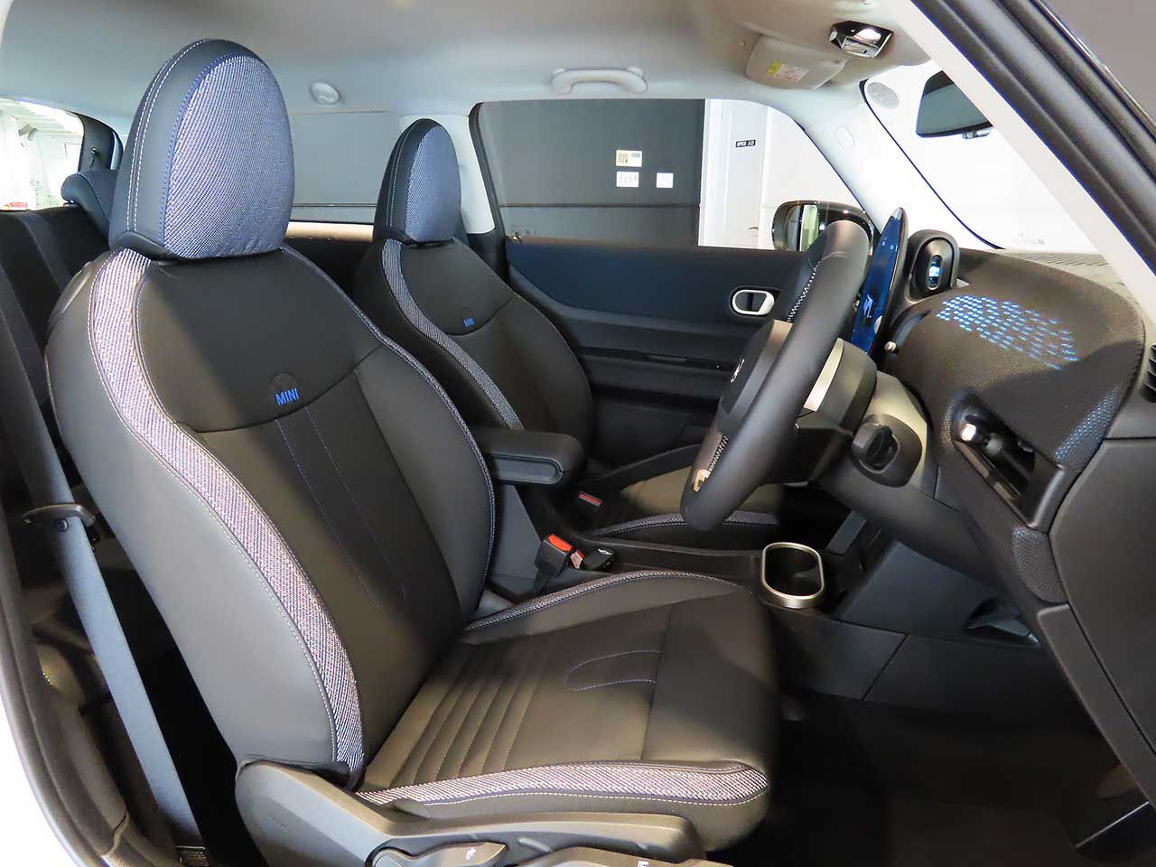 F66 MINI Cooper C 3Dr