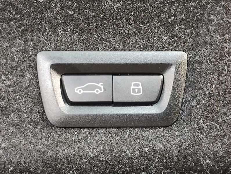 G20 320i Saloon LCI RHD MX