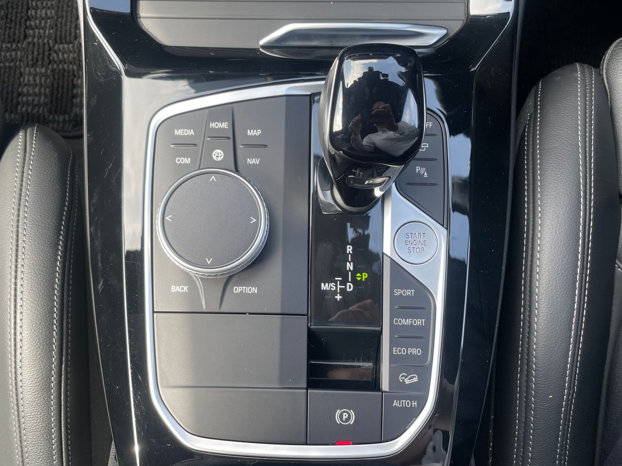 G01 X3 M40d RHD LCI ZA