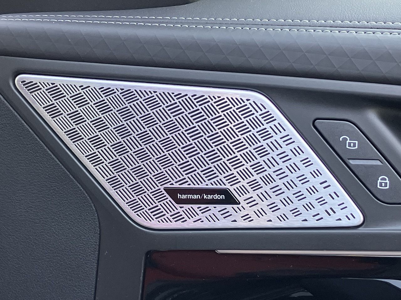 X2 M35i xDrive RHD