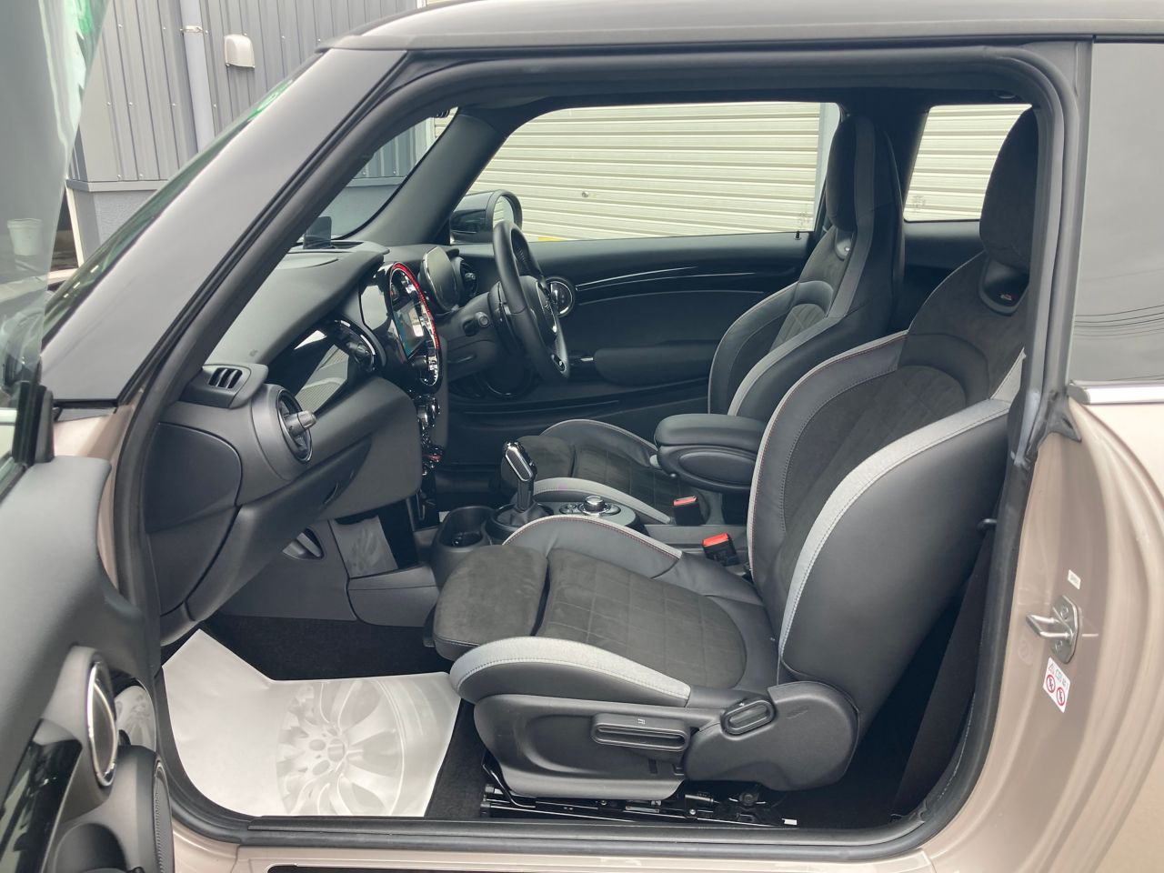 MINI JCW 3 Dr