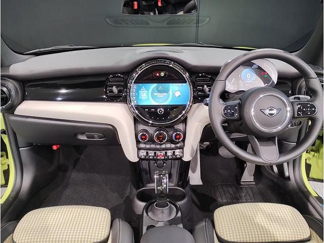 MINI Cooper S Convertible RHD