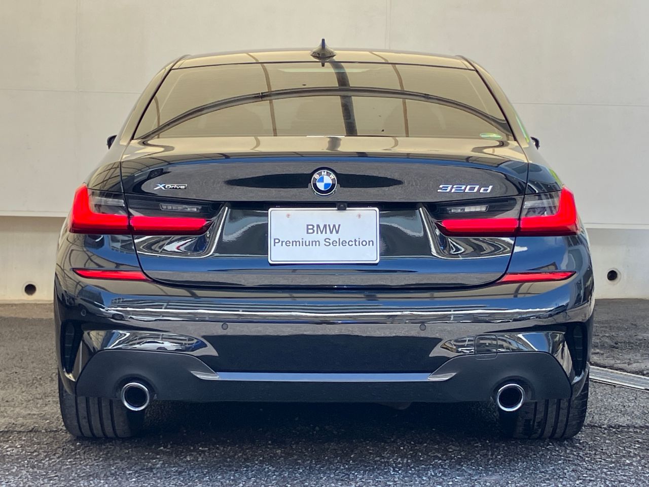G20 320d xDrive RHD Saloon