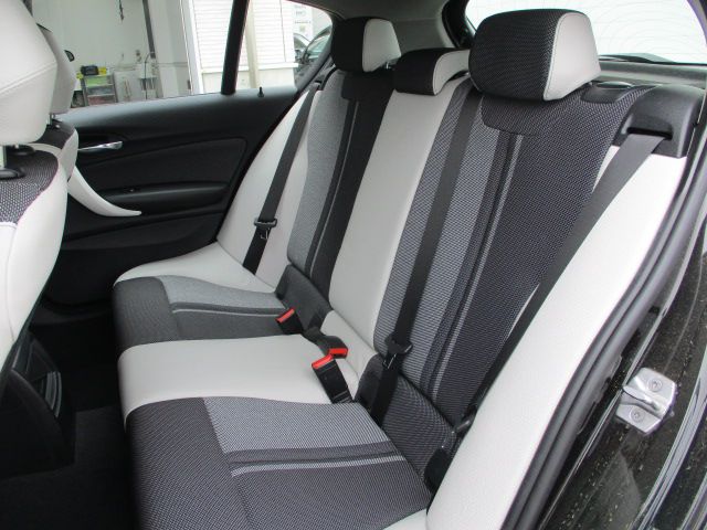 118 5DOOR RHD