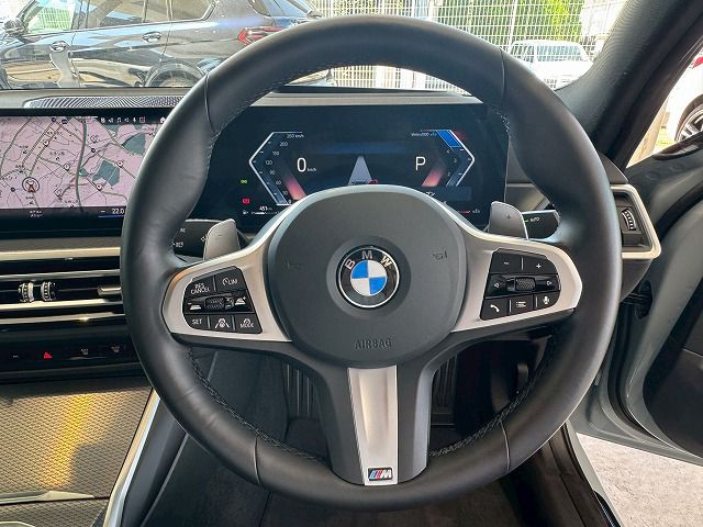 320d xDrive Berline RHD