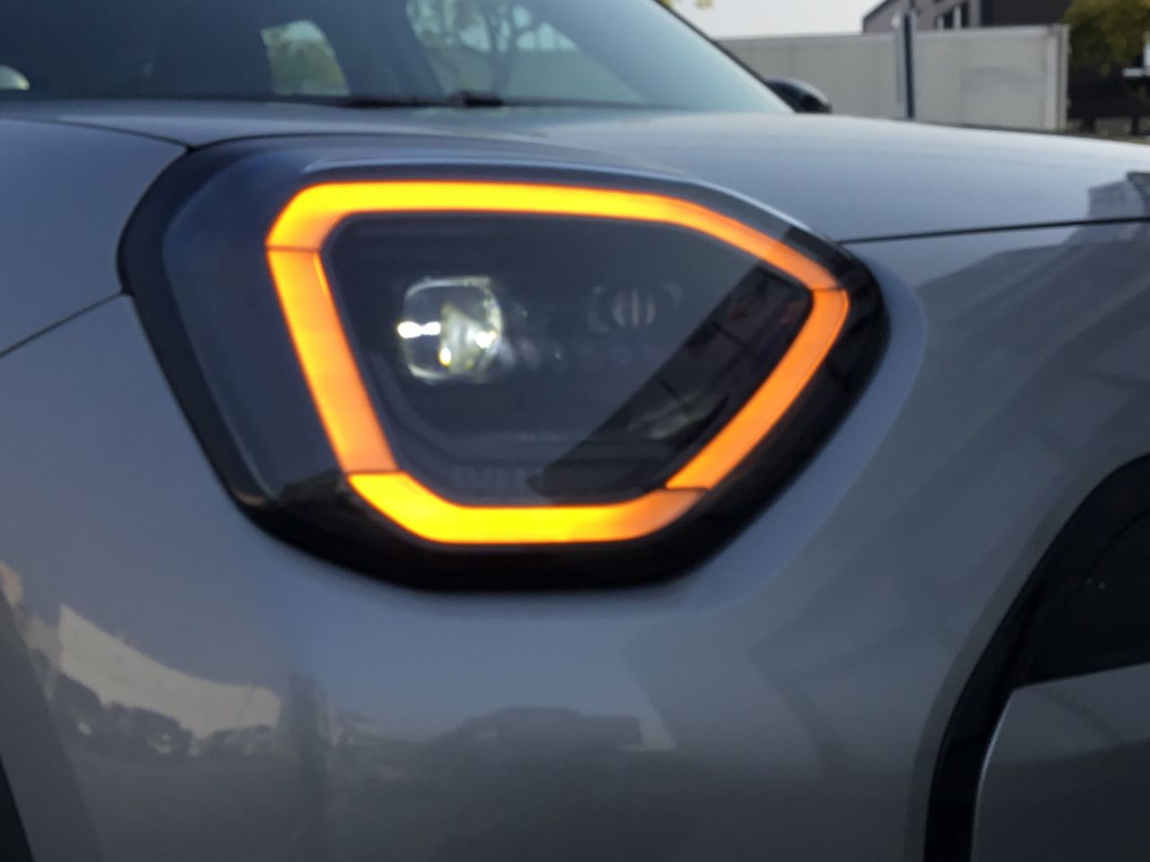 J05 MINI Aceman E