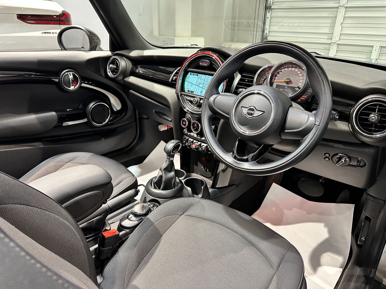 MINI CONVERTIBLE COOPER