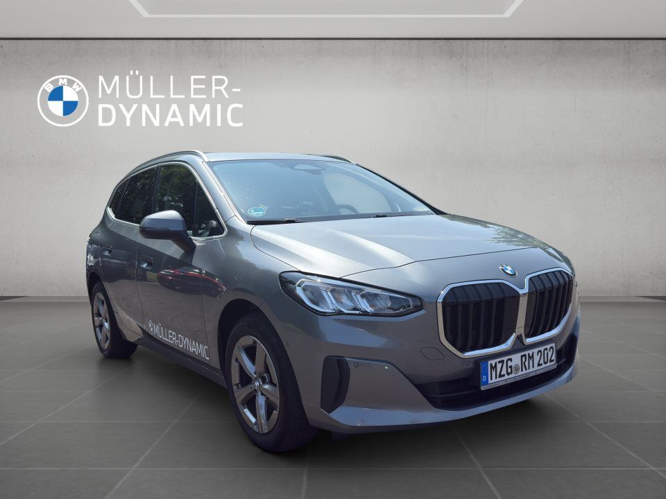 BMW 218