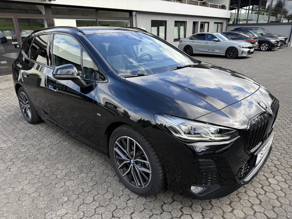 BMW 218