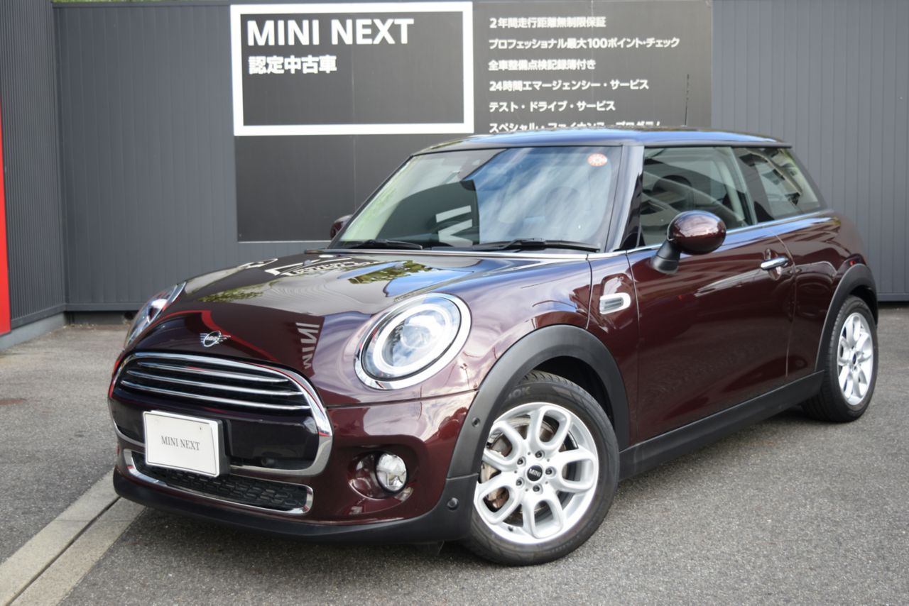 MINI COOPER 3 DOOR BURGUNDY EDITION.