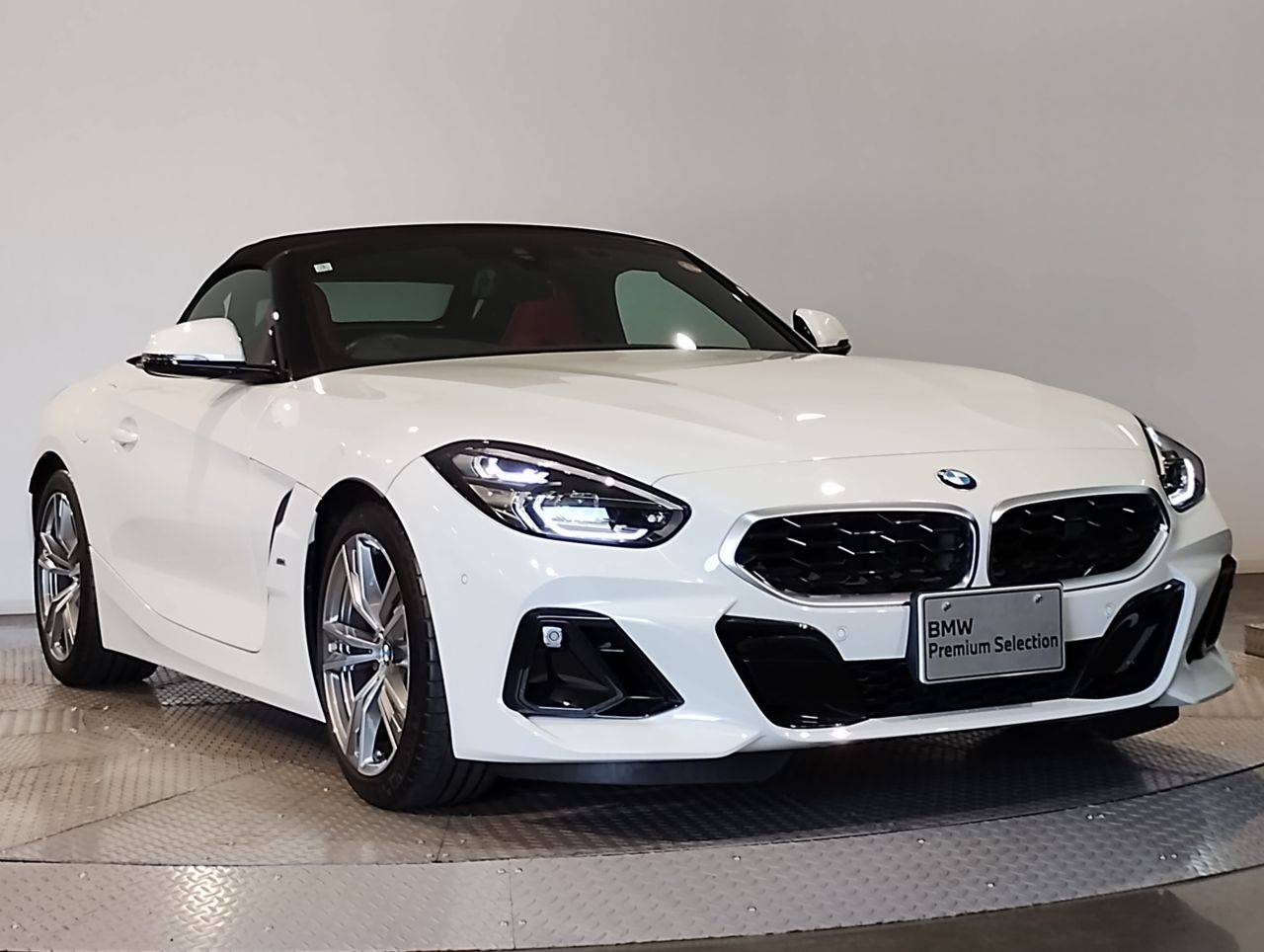 G29 z4 sDrive20i RHD