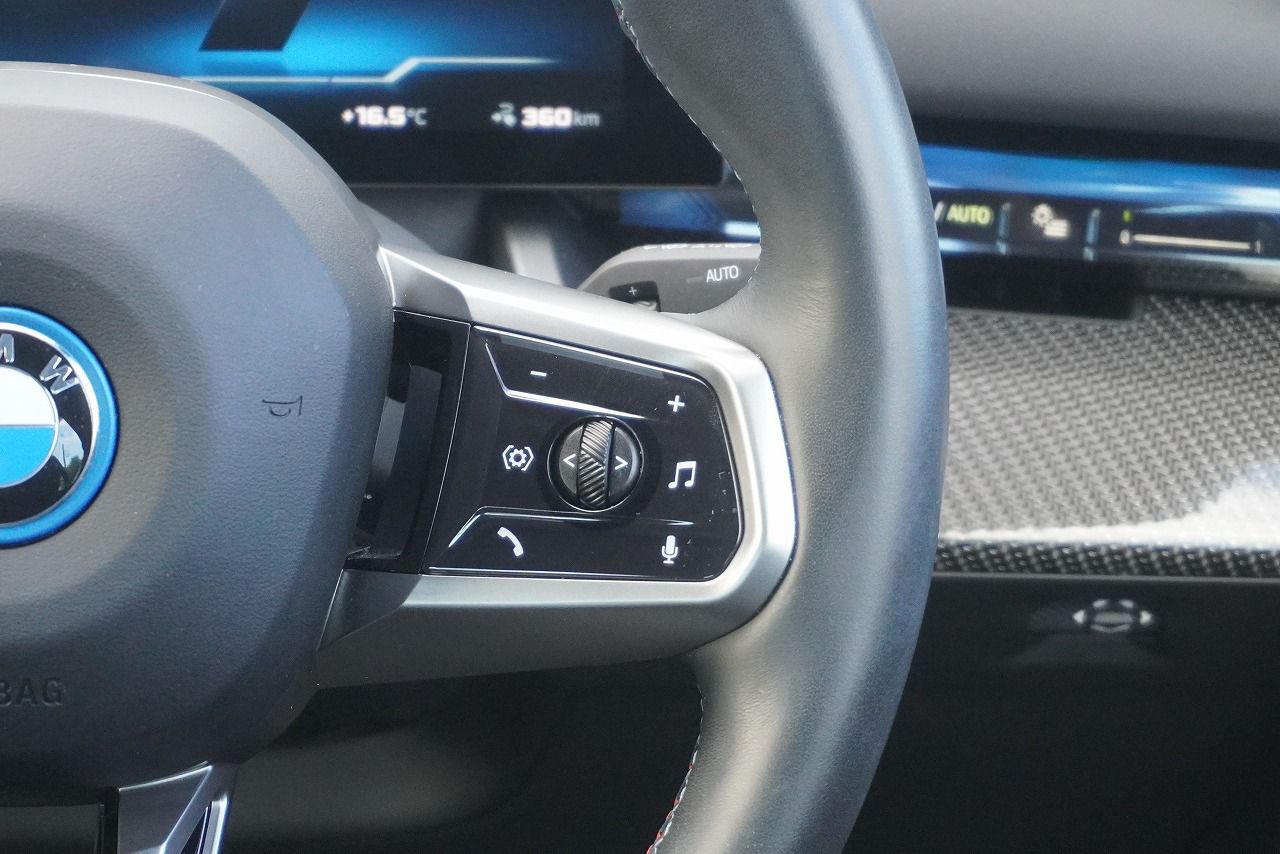 BMW i5 M60 xDrive Sedan RHD