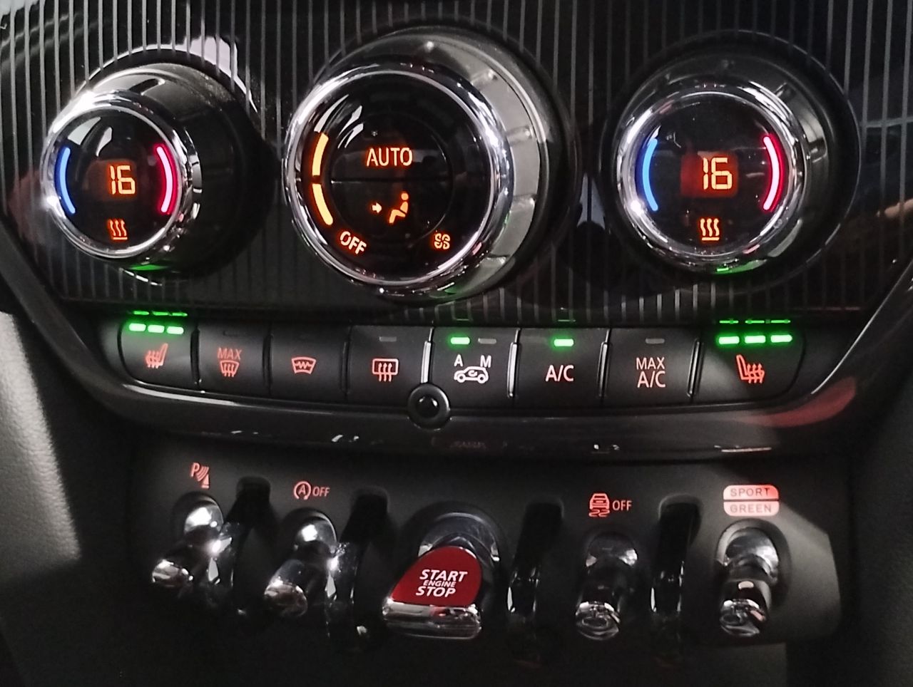 MINI CROSSOVER JCW