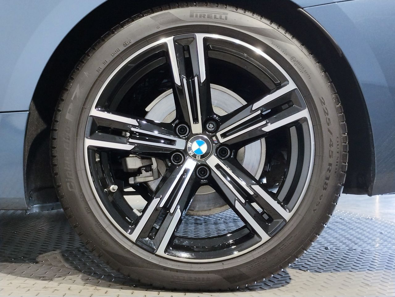 G** 4**i C********** B** 2**i RHD