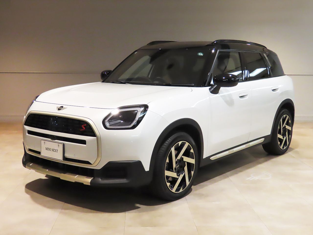 THE NEW MINI COUNTRYMAN S ALL4