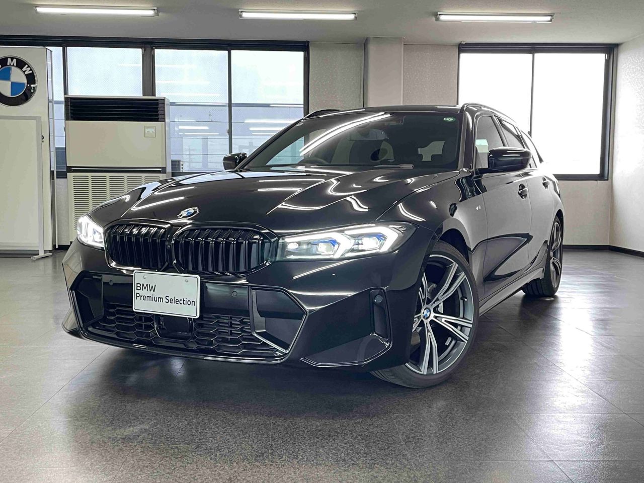 320d xDrive Touring EDITION SHADOW