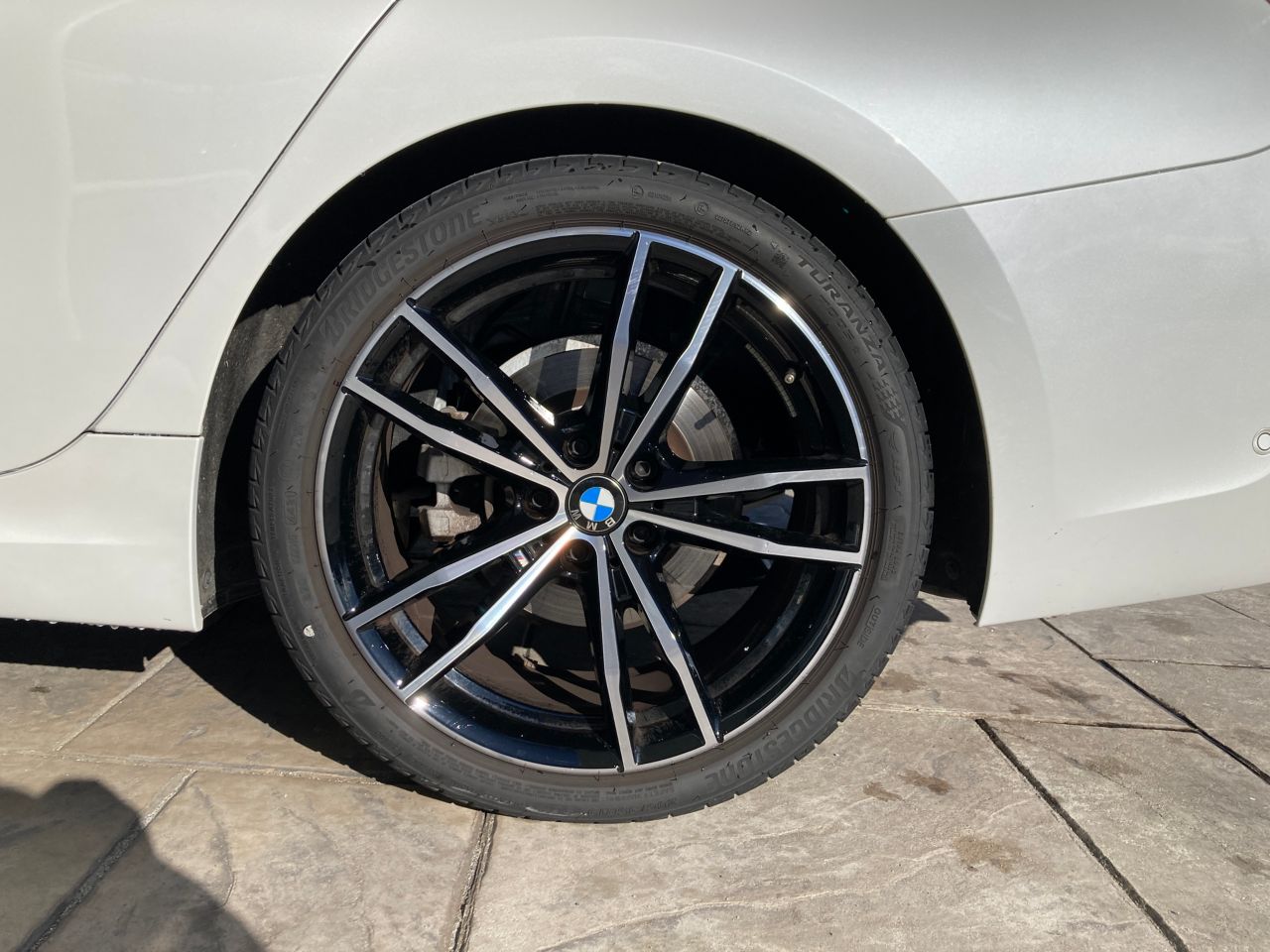 G21 320i RHD