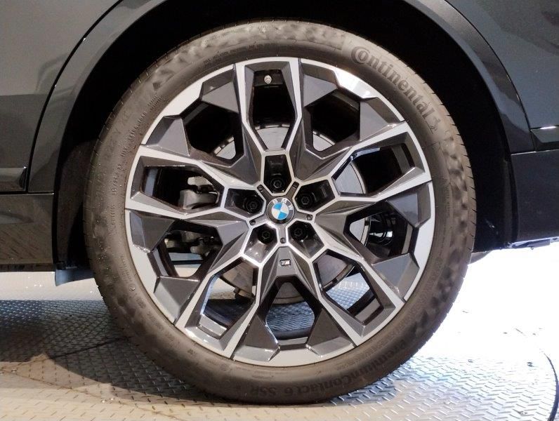 X7 xDrive40d RHD US