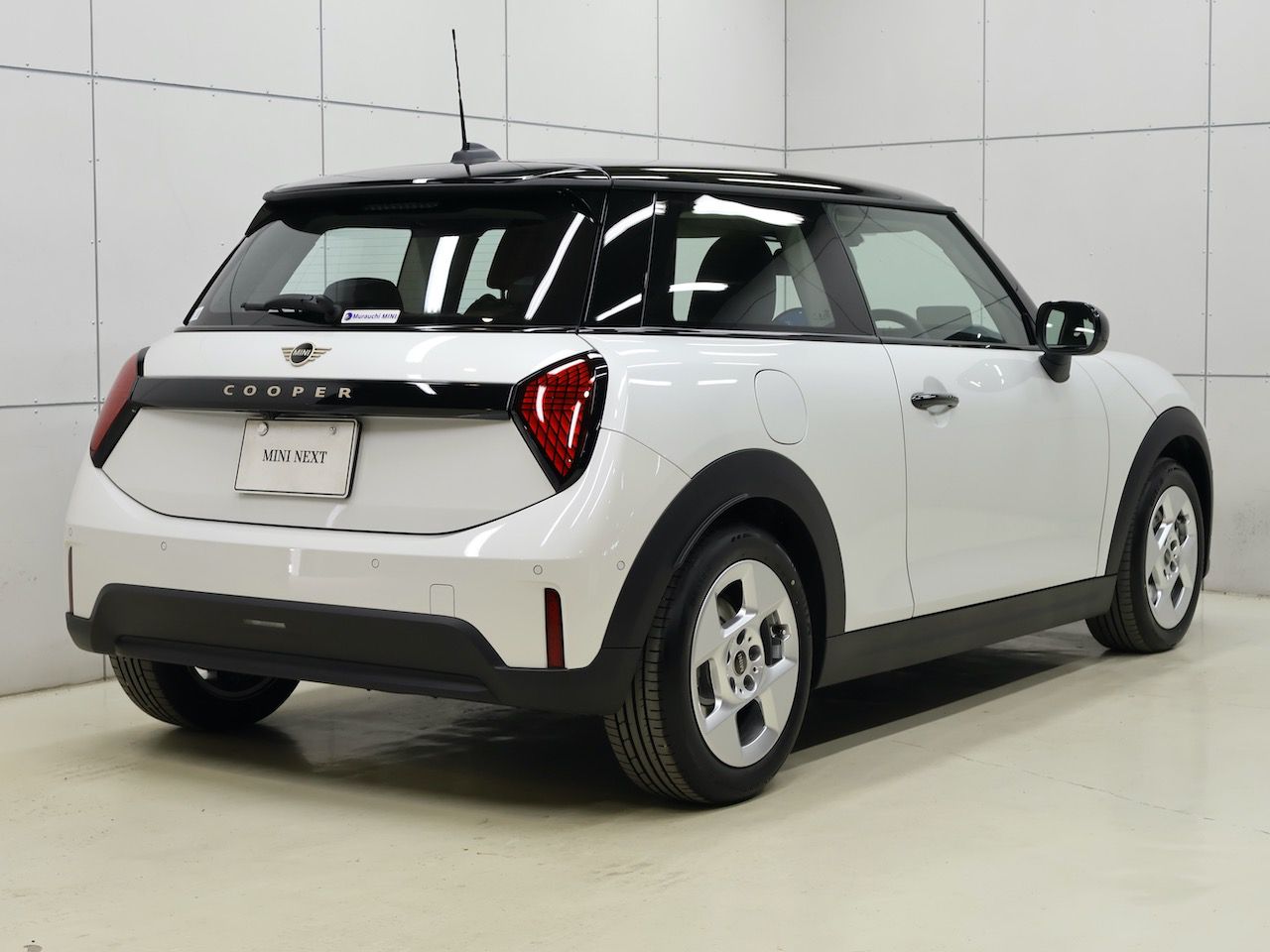 F66 MINI Cooper C 3Dr