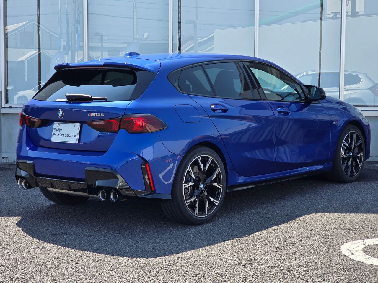M135 xDrive Sports Hatch