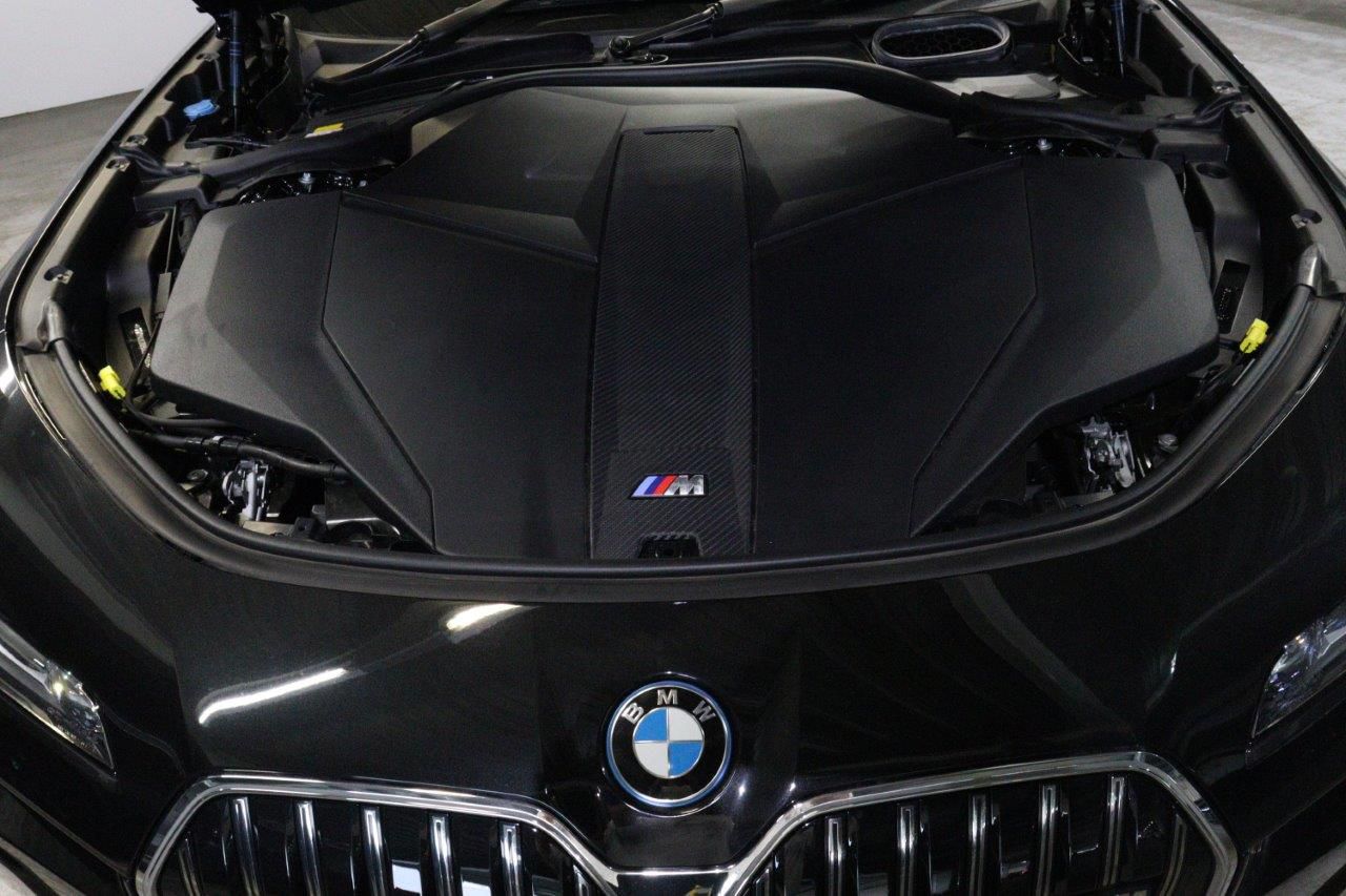 BMW i7 M70 xDrive Sedan RHD