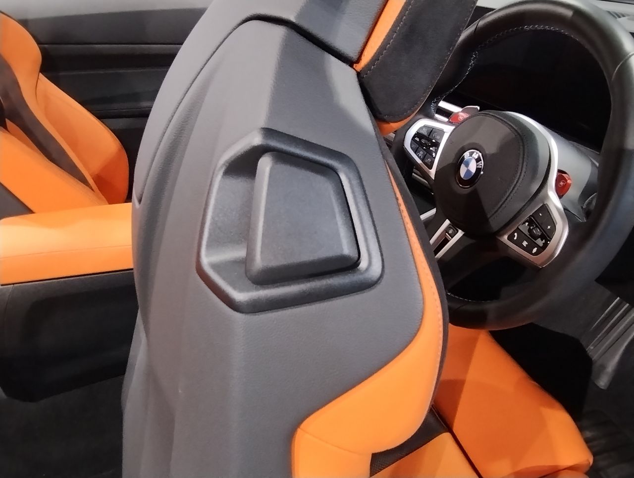 G83 M4 Competition M xDrive Competition RHD