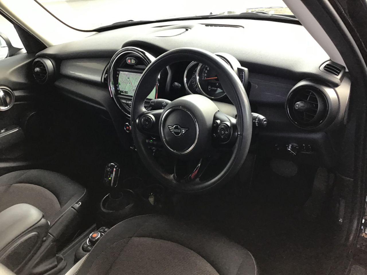F55 MINI Cooper 5-Door Hatch LCI