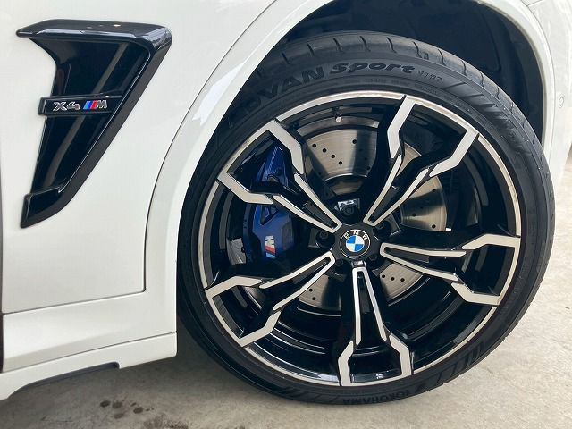 X4 M RHD
