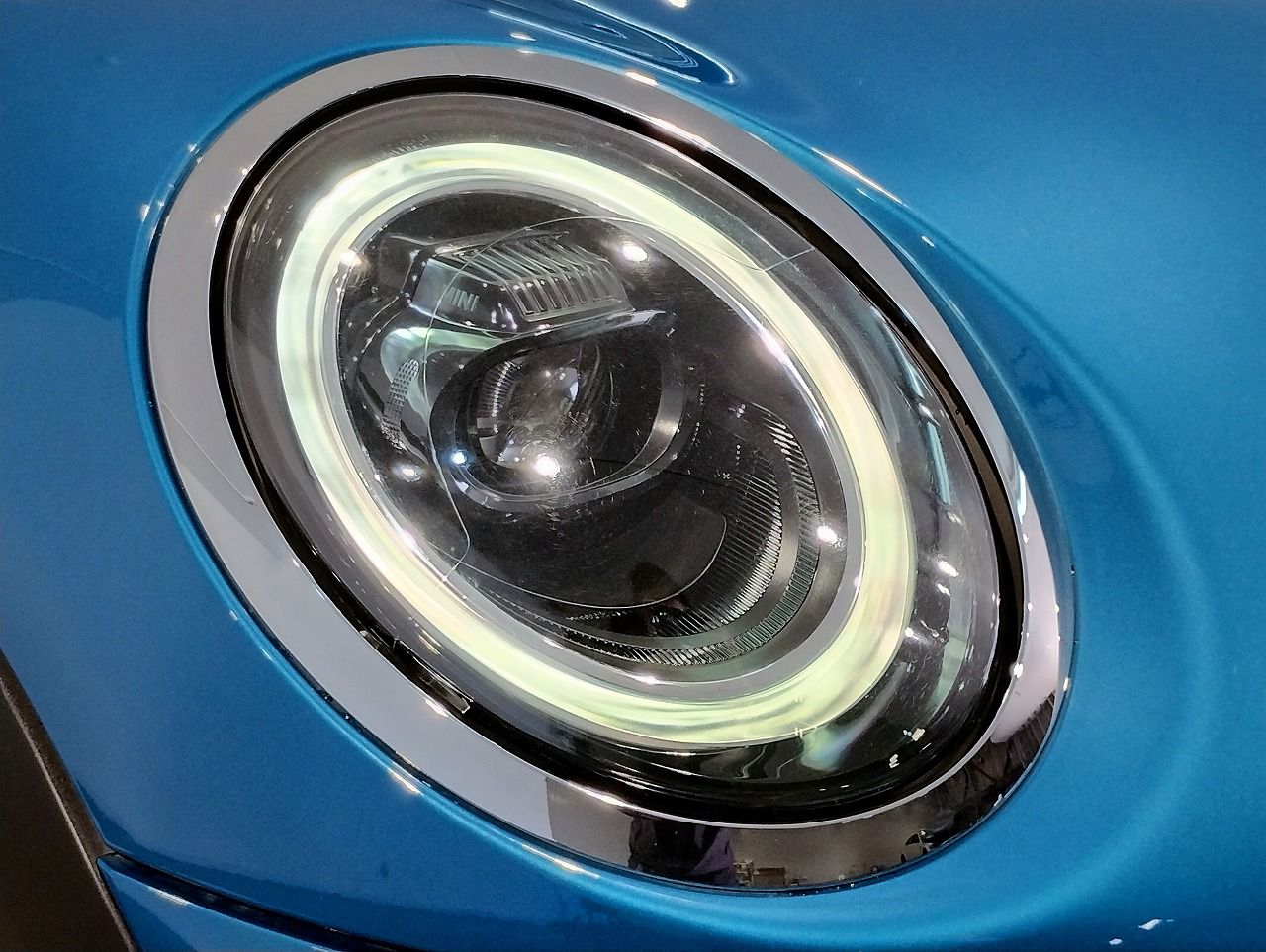 MINI Cooper F56 RHD