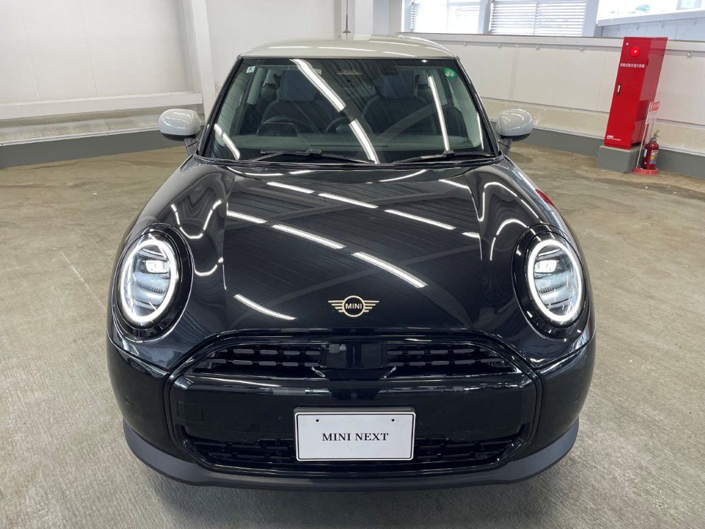 F66 MINI Cooper C 3Dr