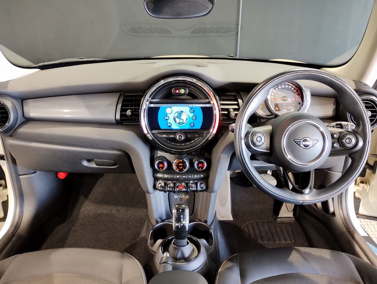 F56 MINI Cooper 3-Door Hatch LCI