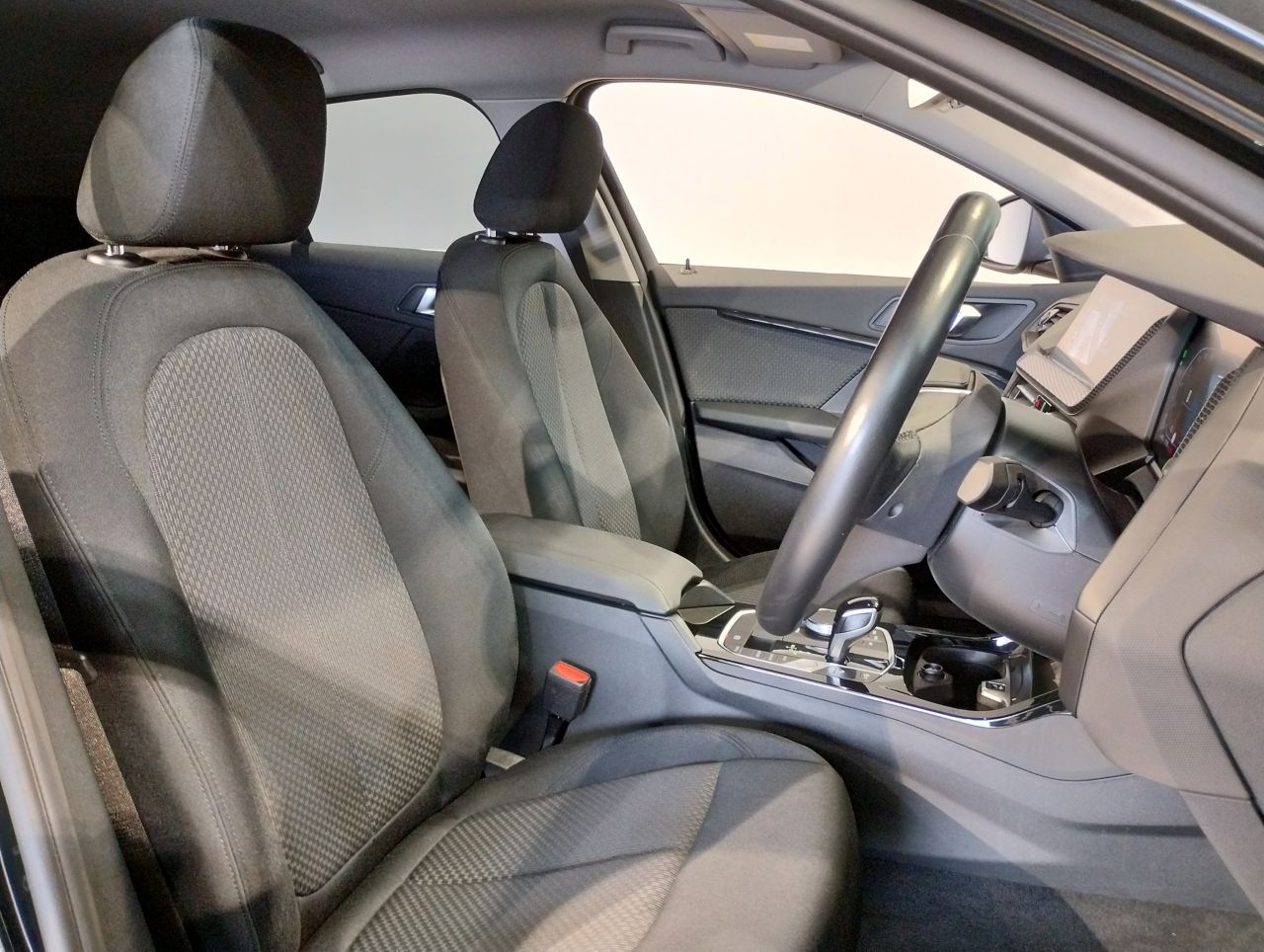 F40 118d Sports Hatch 5-door B47 2.0d