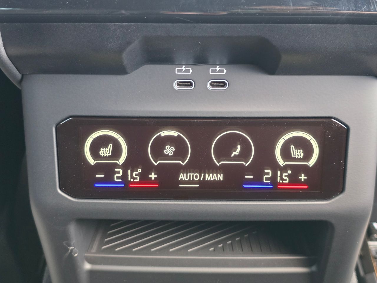 BMW i5 eDrive40 M Sport RHD