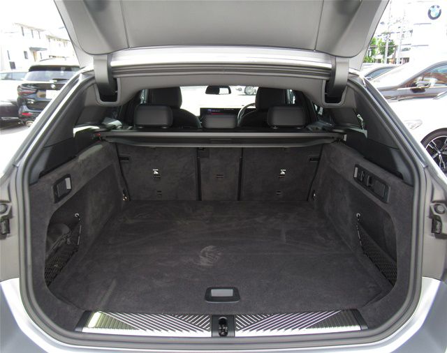 BMW i5 M60 xDrive ******* RHD