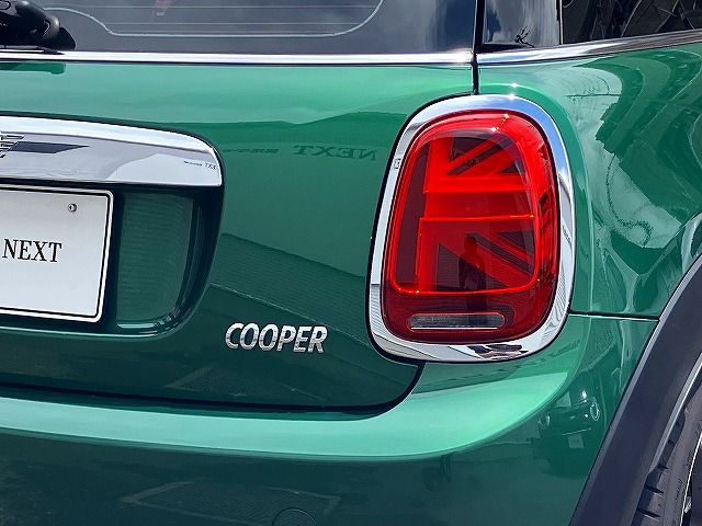 F56 MINI Cooper 3-Door Hatch LCI