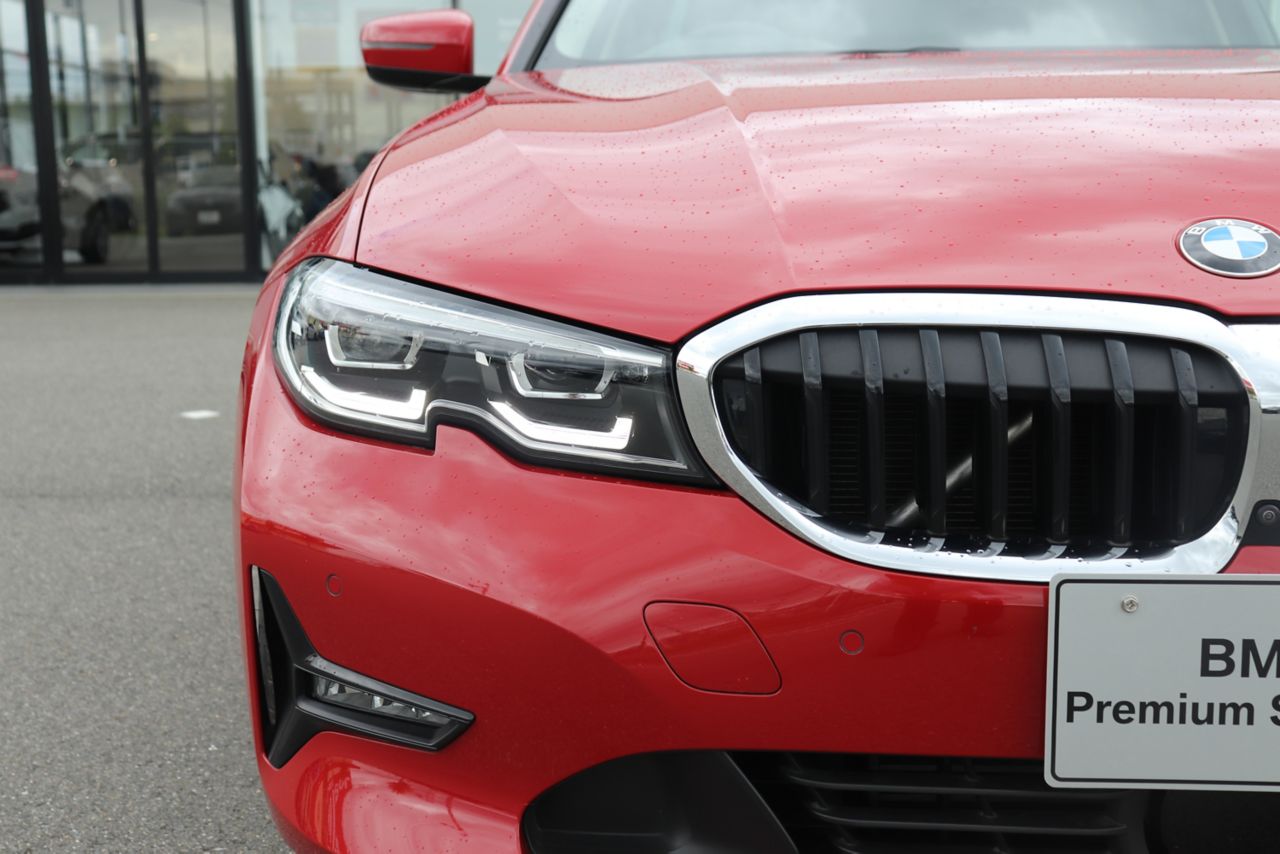 G20 320d xDrive RHD Saloon