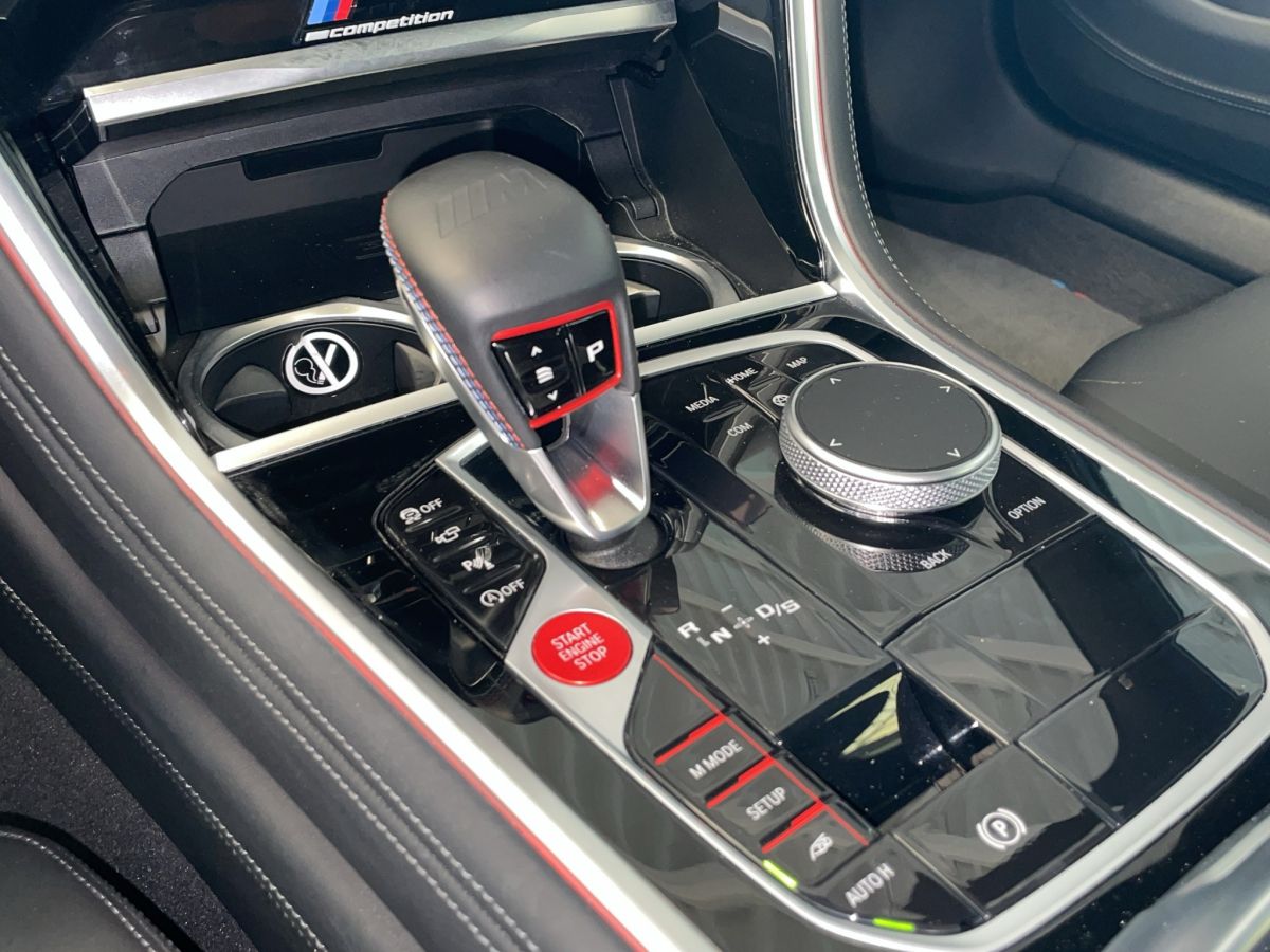 BMW M8