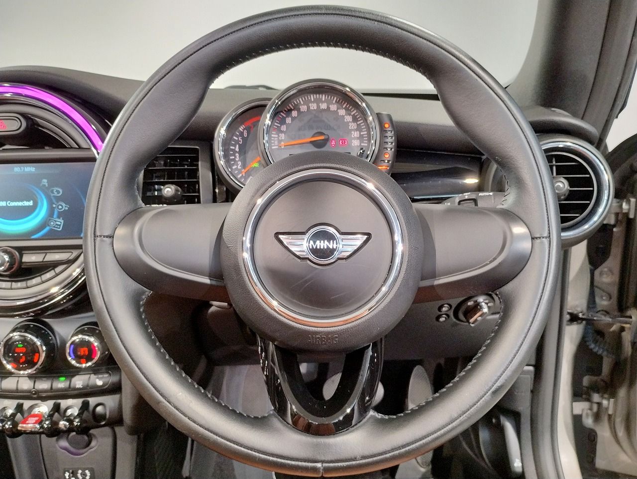 MINI CONVERTIBLE COOPER