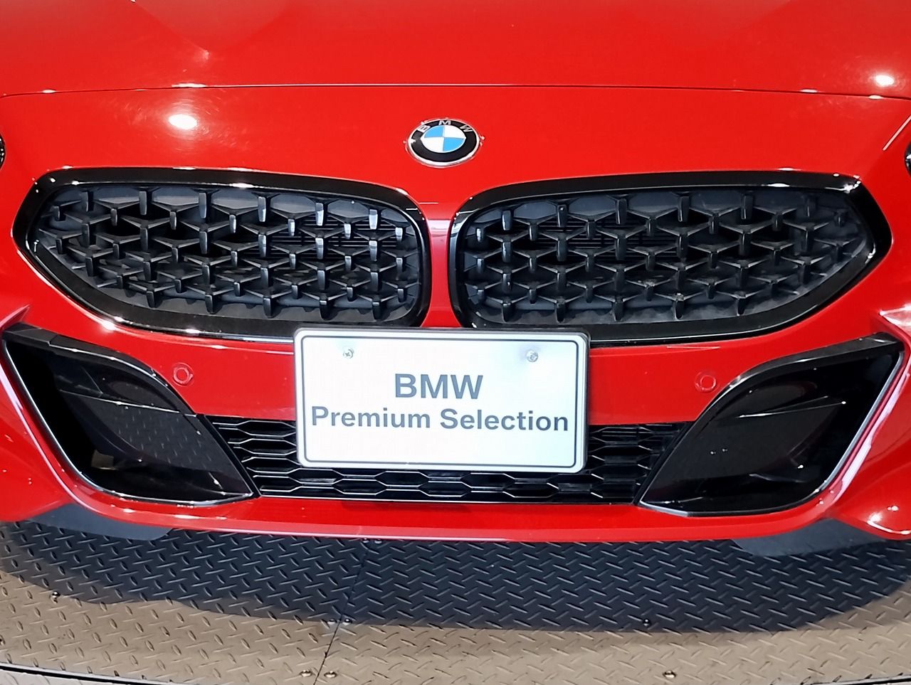 G29 z4 sDrive20i RHD