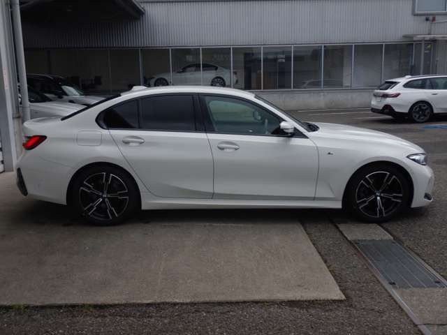 G20 320i Saloon LCI RHD MX