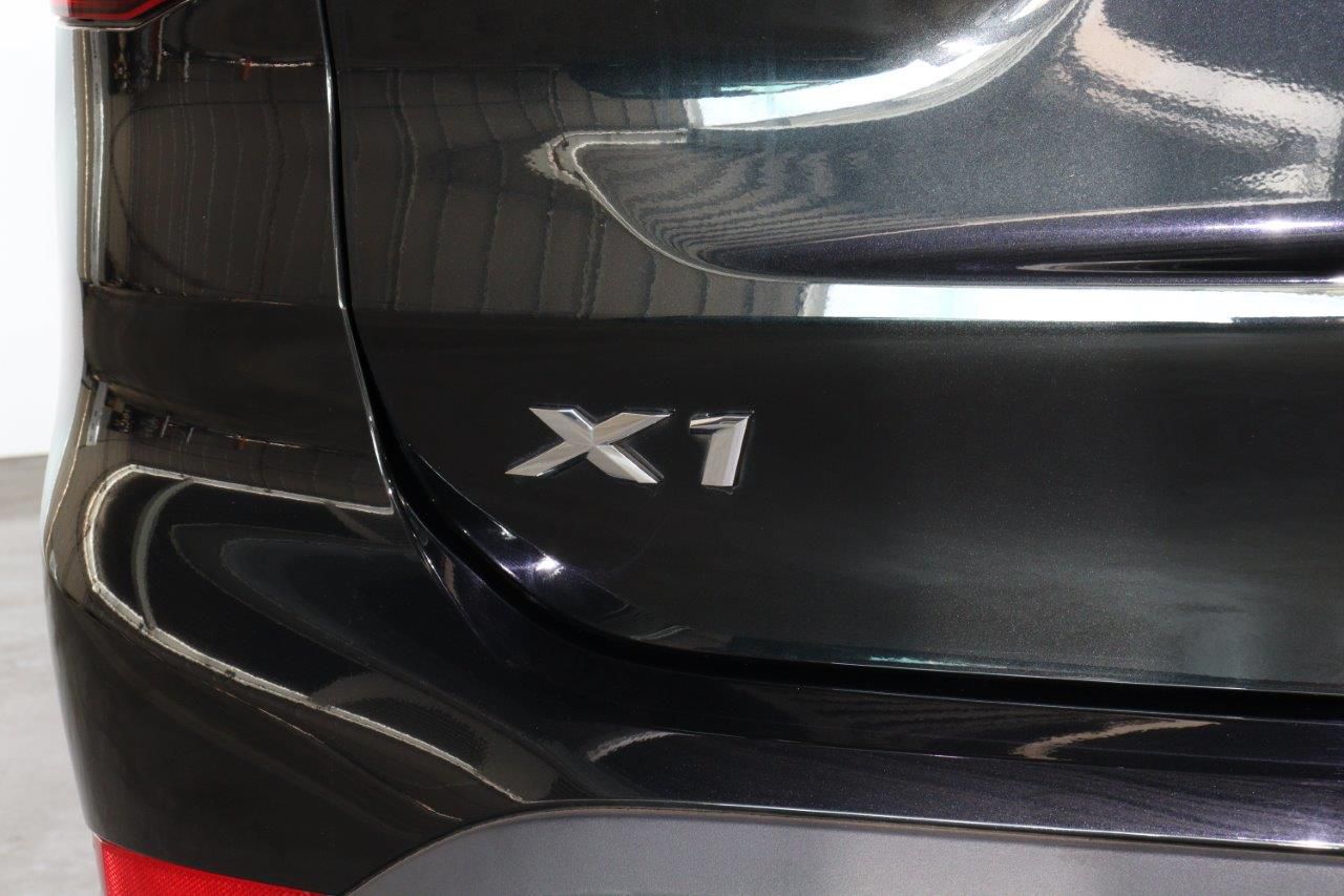 X1 sDrive18i RHD