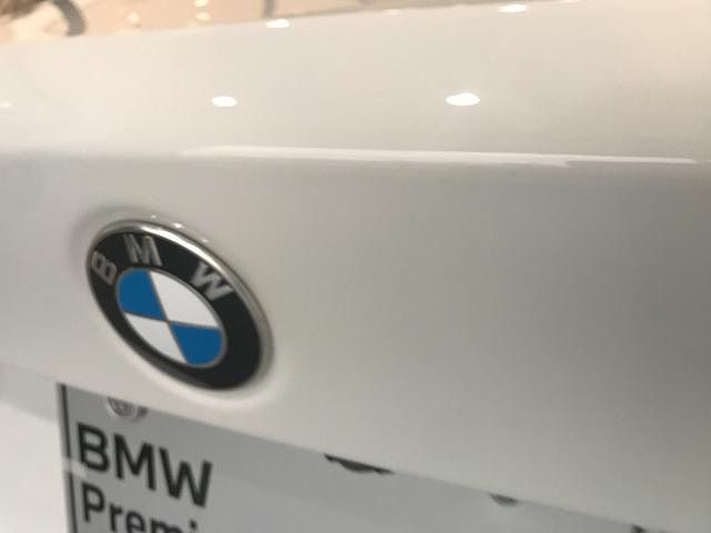 320d xDrive Berline RHD