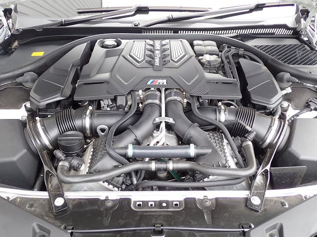 F91 M8 Competition Convertible S63 4.4i