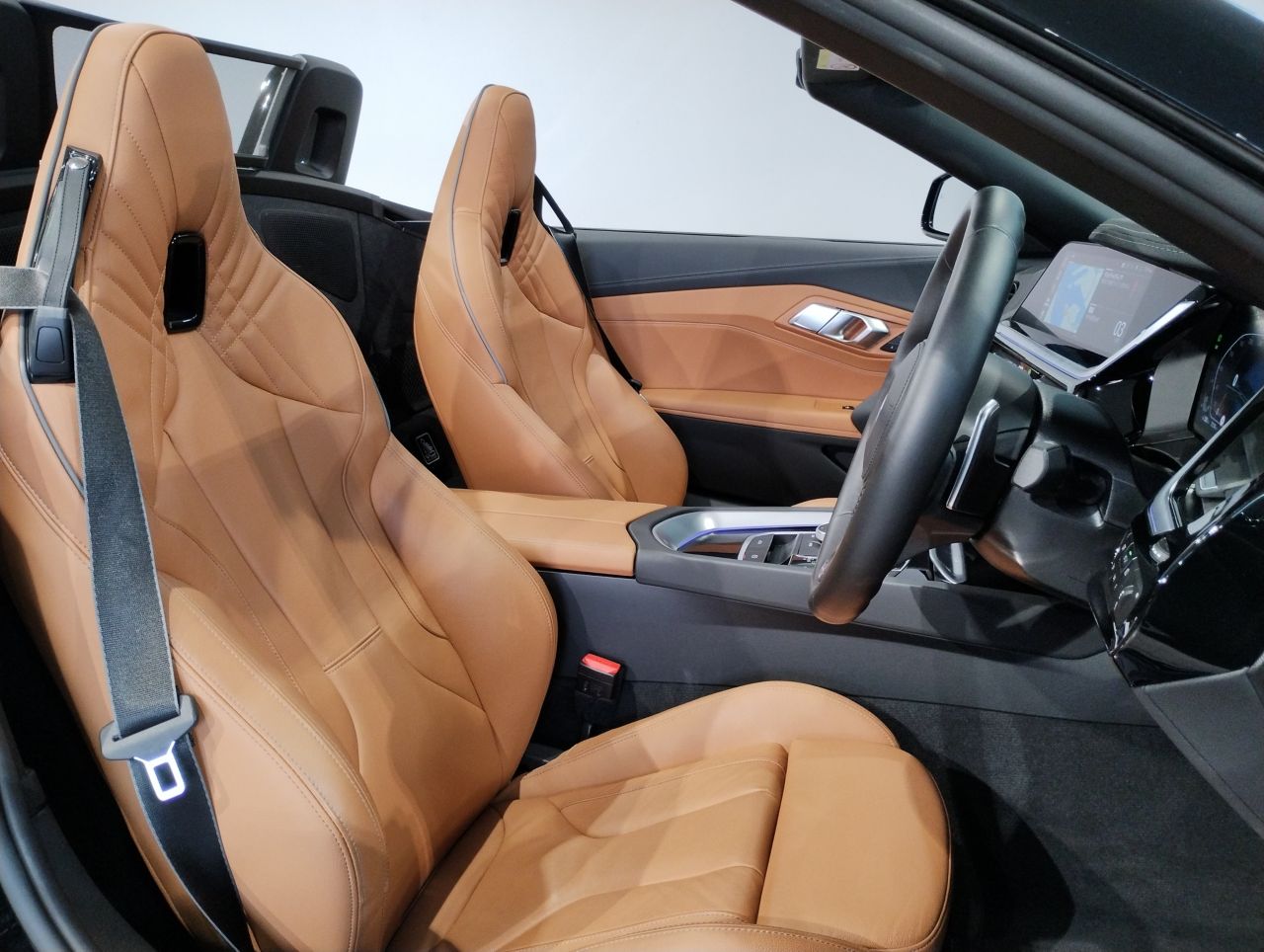 G29 z4 sDrive20i RHD