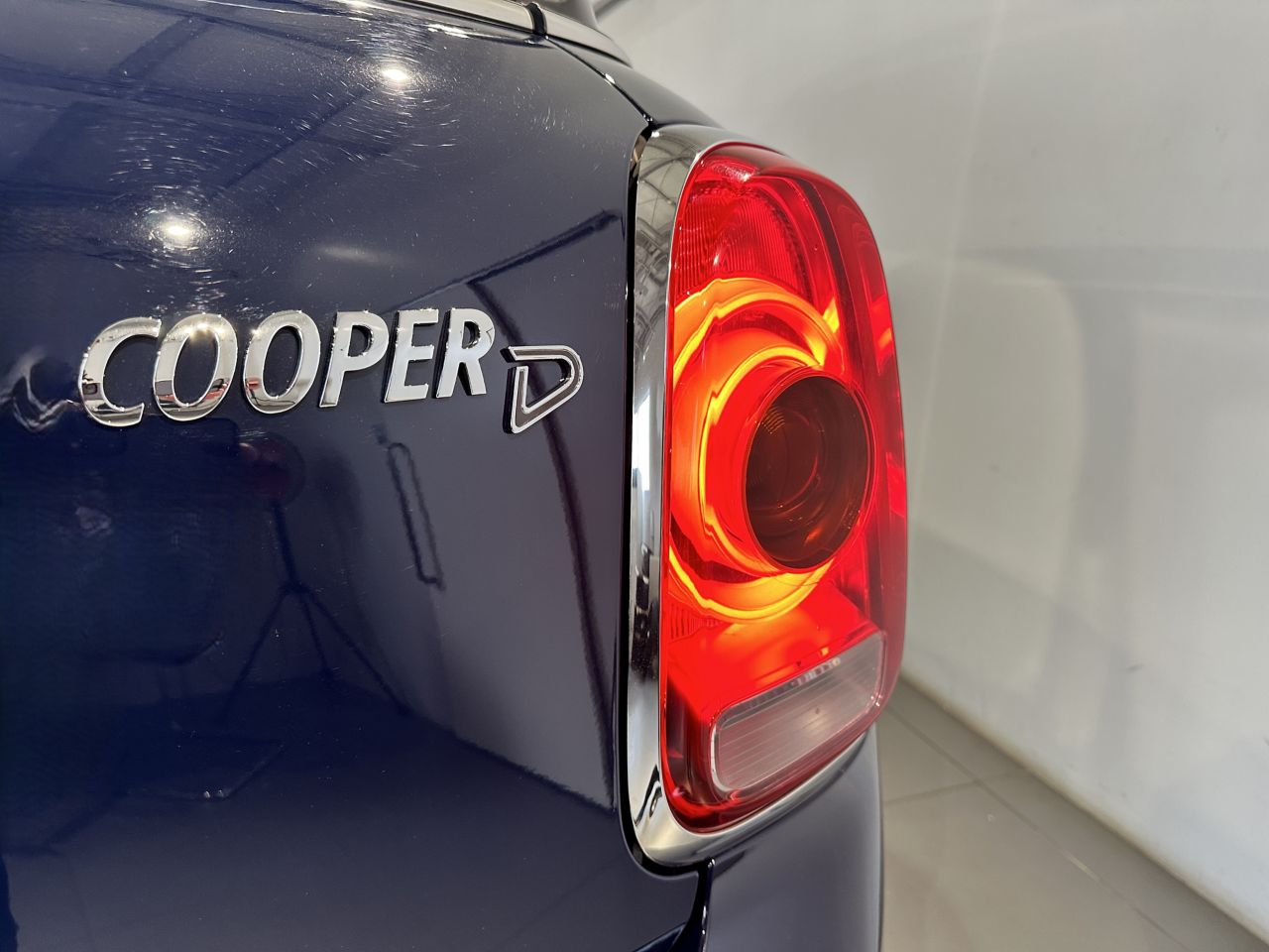 MINI CROSSOVER COOPER D