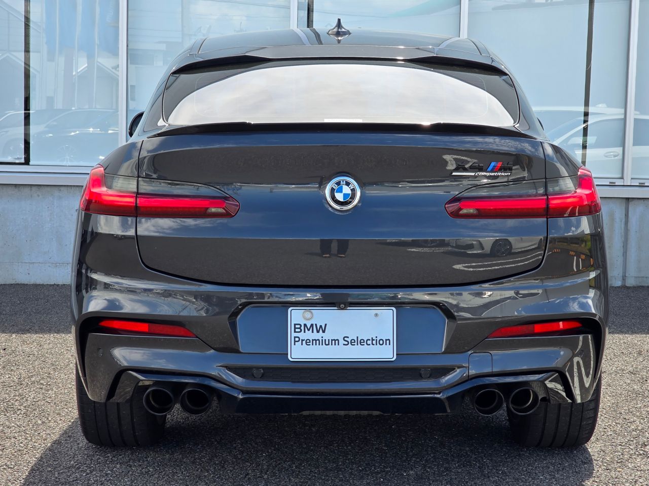 X4 M RHD