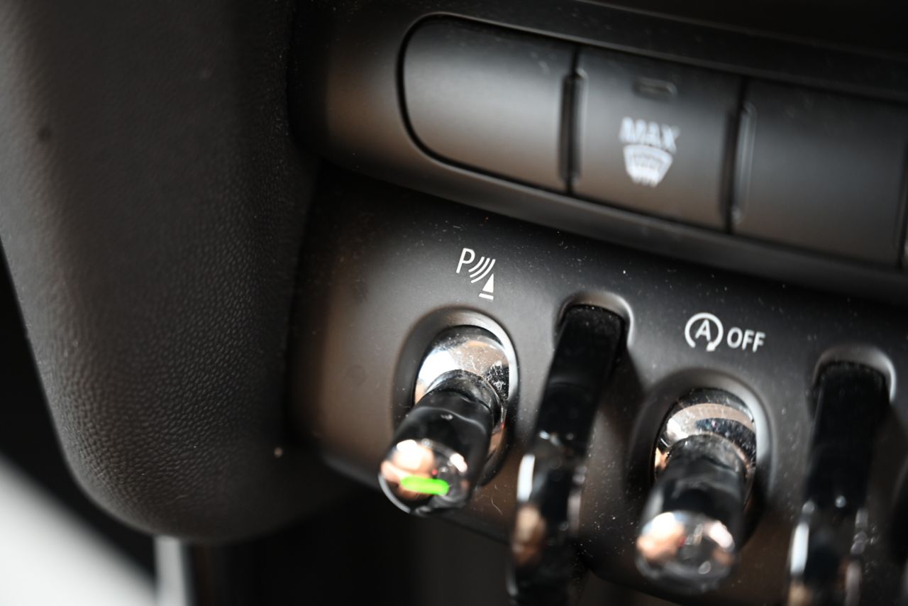 F55 MINI Cooper SD 5dr Hatch LCI