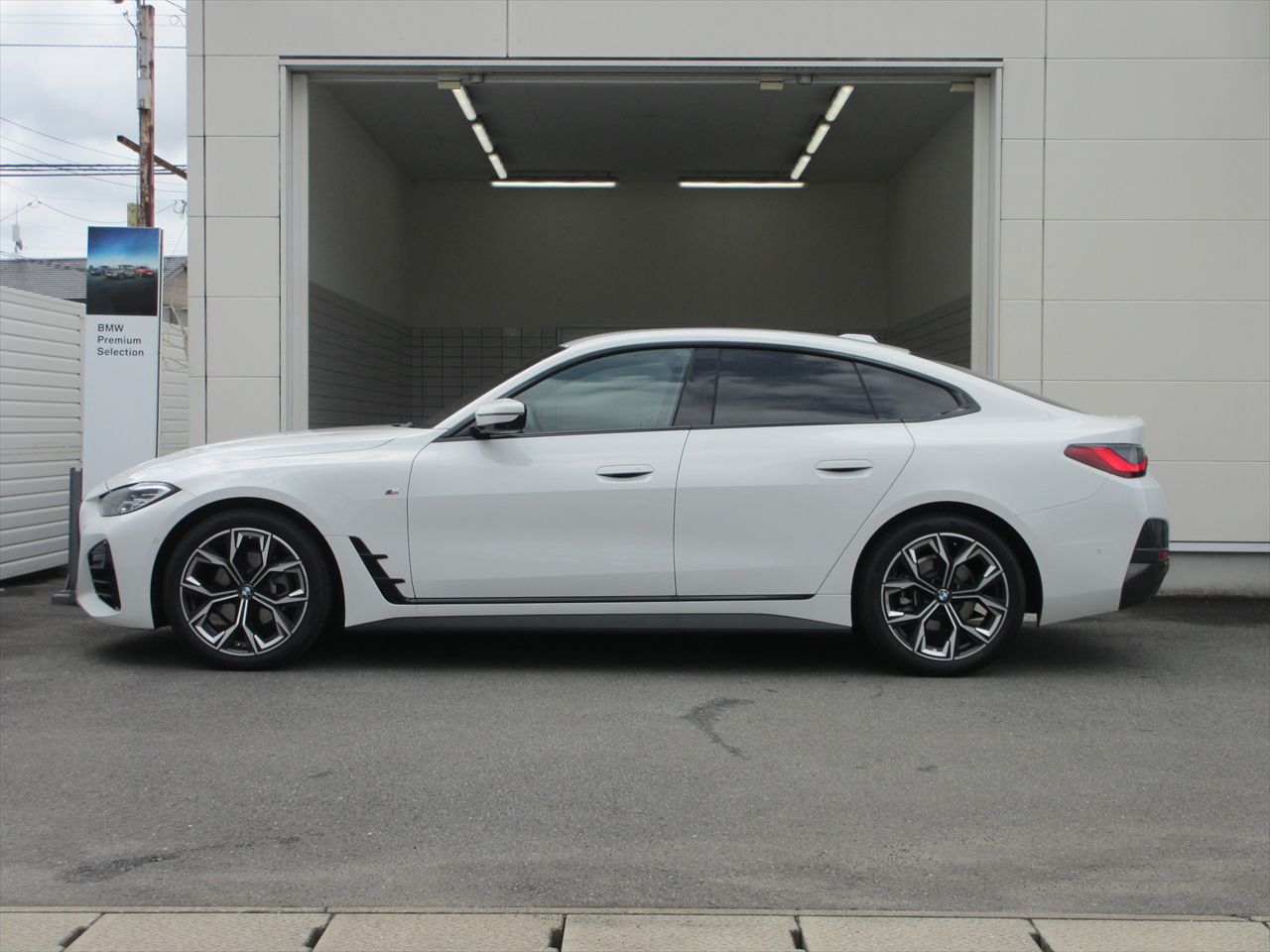 420i Gran Coupé RHD