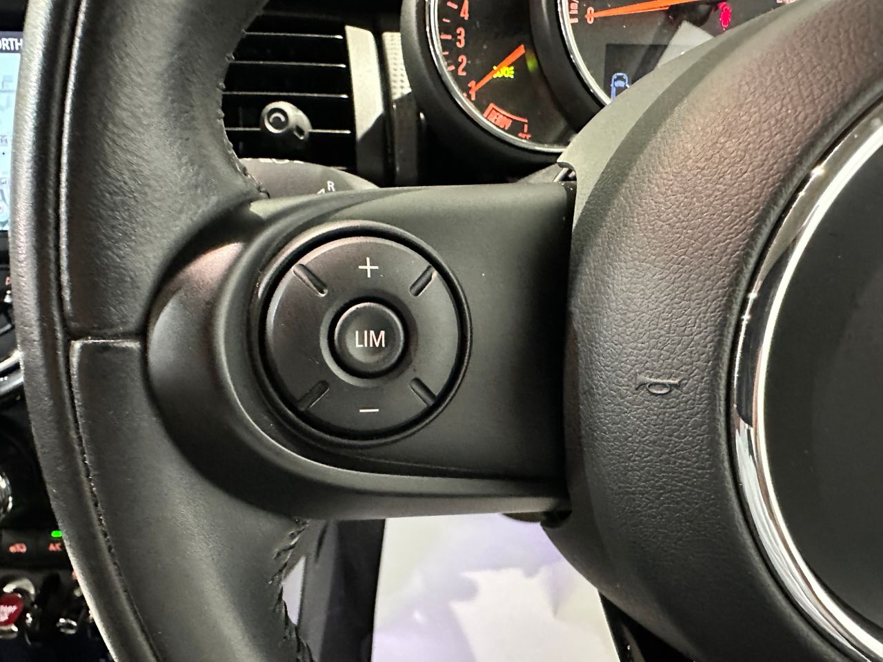 MINI Cooper D 3-Door Hatch